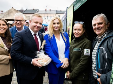 Święto Plonów w Przedborzu – Relacja z Dożynek Gminno-Parafialnych 2025, 